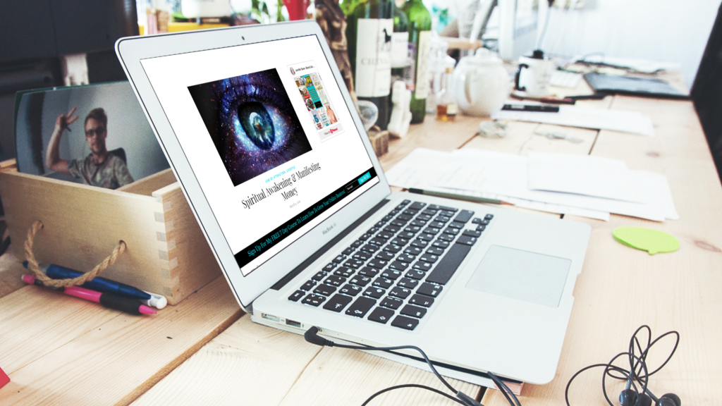 How My SPiritual Awakening Has Helped My Business Grow. I have learned how to deal with blocked emotions, balance my chakras and heal others with Reiki. This has enabled me to manifest things at lightening speed and has given me so much clarity on what my life purpose is. Come learn more ... #spiritual #creative #reikienergy